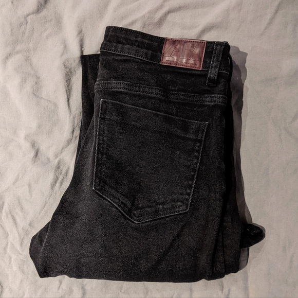 Zara flare jeans, size 10, black, denim - Picture 2 of 3